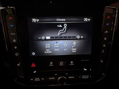 Used 2021 INFINITI QX80 Luxe image 35