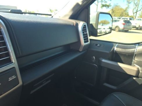 Used 2019 Ford F150 Platinum image 16