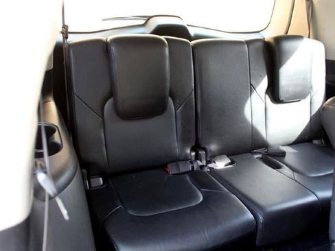 Used 2012 INFINITI QX56 2WD w/ Theater Pkg image 9