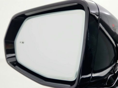 Used 2023 Cadillac XT5 Premium Luxury image 31