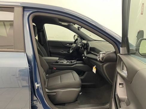 New 2026 Chevrolet Equinox LT w/ Safety and Technology Package AWD/4WD image 12