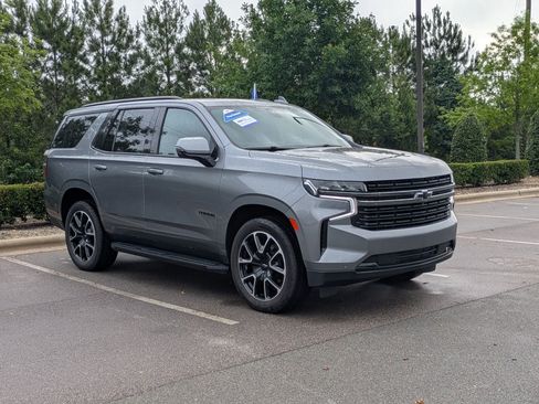 Used 2021 Chevrolet Tahoe RST AWD/4WD image 2
