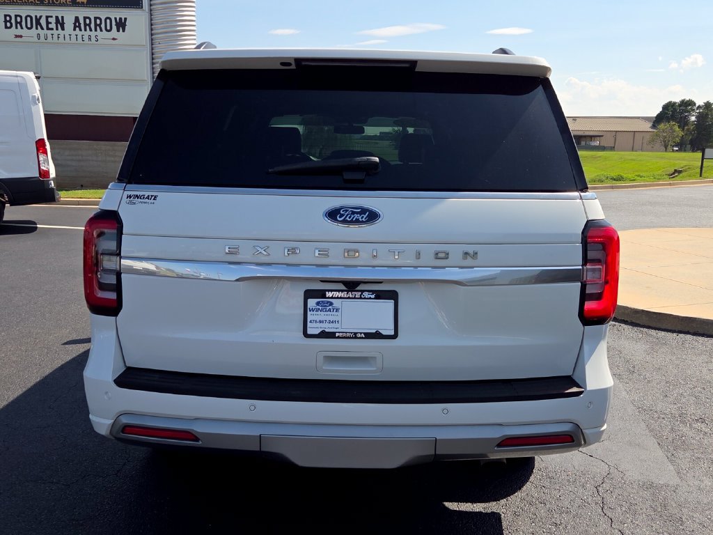 Used 2024 Ford Expedition Platinum AWD/4WD image 17