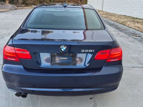 Used 2011 BMW 328i Coupe image 6
