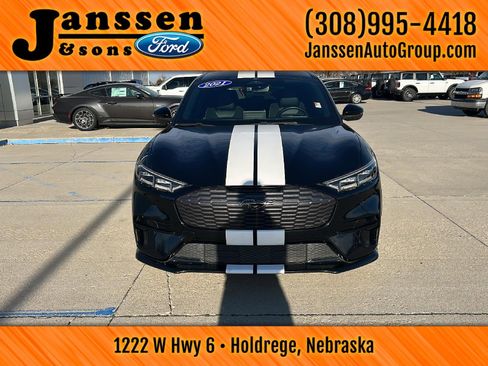 Used 2021 Ford Mustang Mach-E GT image 3