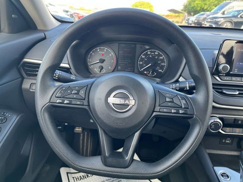 Used 2023 Nissan Altima 2.5 S image 25