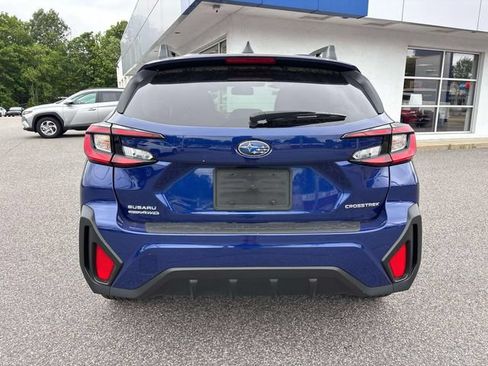 Used 2024 Subaru Crosstrek 2.0i Premium AWD/4WD image 4