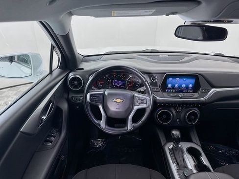 Used 2020 Chevrolet Blazer LT image 21