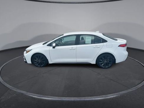 Used 2024 Toyota Corolla SE FWD image 9