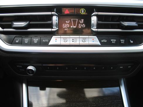 Used 2021 BMW 330i Sedan w/ Premium Package image 45