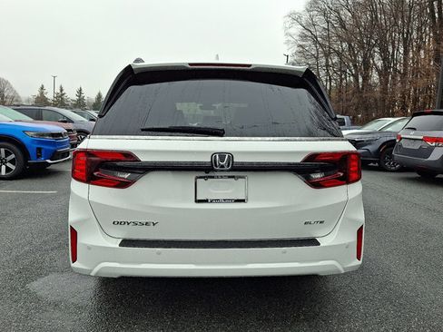 New 2026 Honda Odyssey Elite image 5
