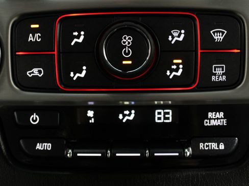 Used 2016 GMC Yukon SLT AWD/4WD image 37