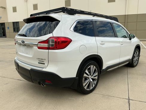 Used 2022 Subaru Ascent Limited w/ Technology Package AWD/4WD image 5