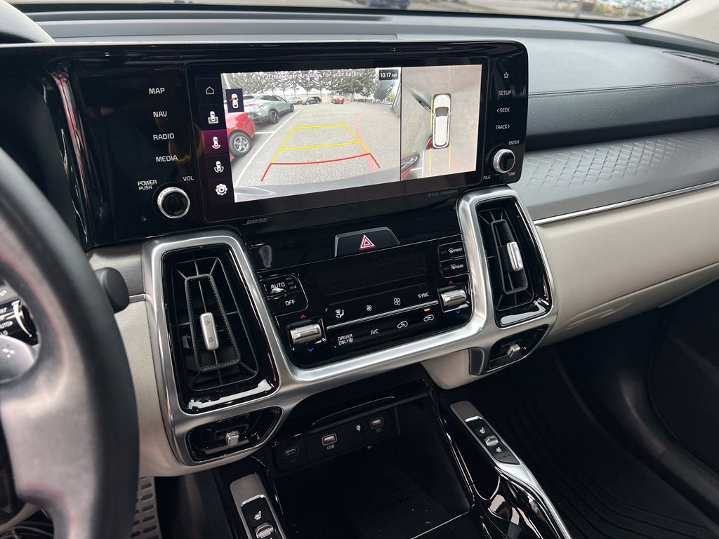 Used 2023 Kia Sorento SX Prestige w/ Panoramic Sunroof Package AWD/4WD image 18