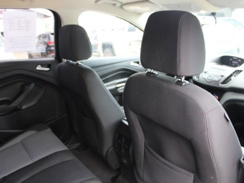 Used 2017 Ford Escape SE AWD/4WD image 10