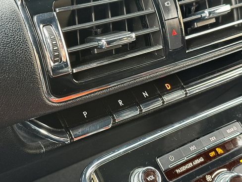 Used 2020 Lincoln Navigator Reserve RWD image 22