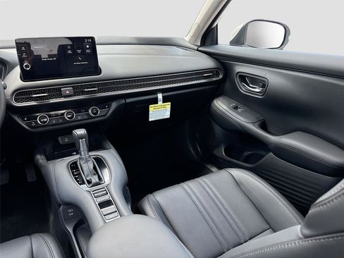 Certified 2026 Honda HR-V EX-L image 27