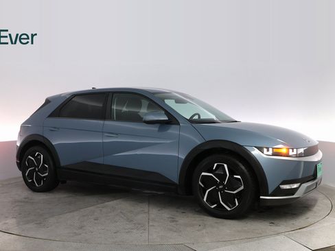 Used 2024 Hyundai Ioniq 5 SEL image 5