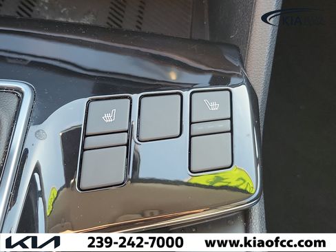 Certified 2024 Kia Sportage EX FWD image 28
