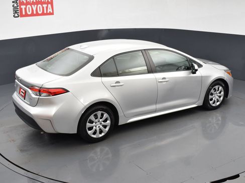 Used 2024 Toyota Corolla LE FWD image 19