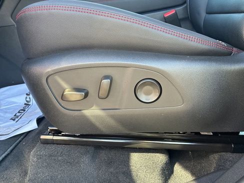 New 2026 Chevrolet Traverse RS image 16