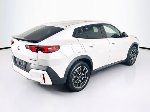 Used 2025 BMW X2 xDrive28i w/ Convenience Package AWD/4WD image 9