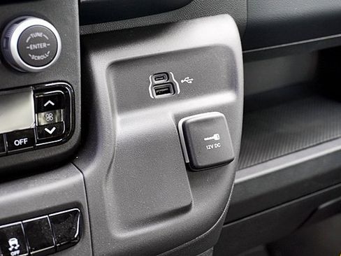 New 2024 RAM ProMaster 3500 w/ Delivery Van Package image 36