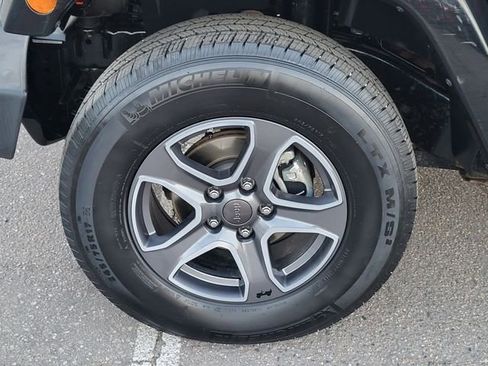 Used 2008 Jeep Wrangler Unlimited Sahara w/ Trailer Tow Group image 10