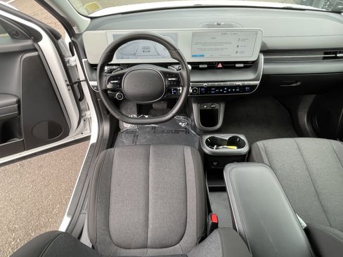 Certified 2024 Hyundai Ioniq 5 SE AWD/4WD image 12