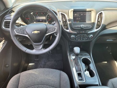 Used 2022 Chevrolet Equinox LT AWD/4WD image 9