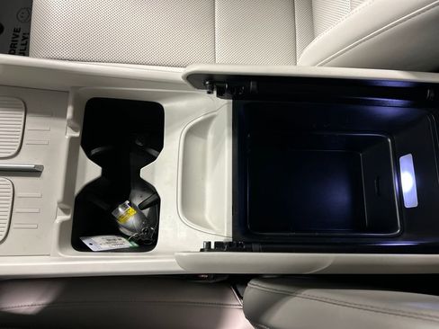 Used 2025 Hyundai Santa Fe SEL image 19