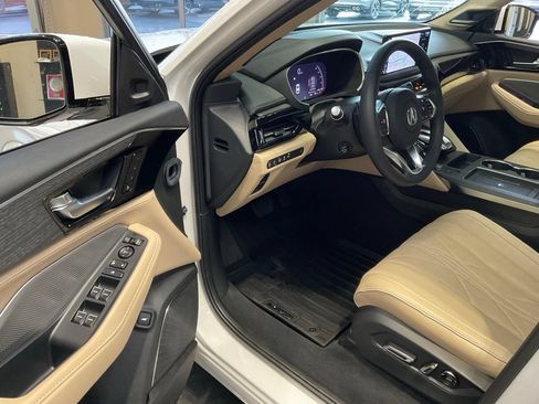 Certified 2026 Acura MDX SH-AWD w/ Advance Package image 9