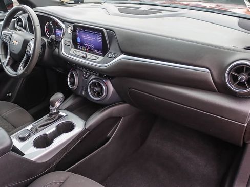 Used 2021 Chevrolet Blazer LT image 36
