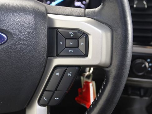 Used 2022 Ford F250 Lariat w/ Chrome Package image 36