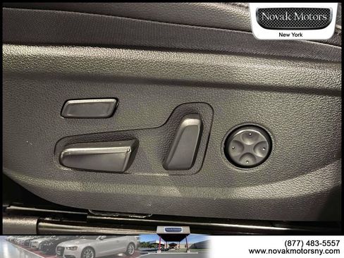 Used 2023 Hyundai Santa Fe Limited AWD/4WD image 19