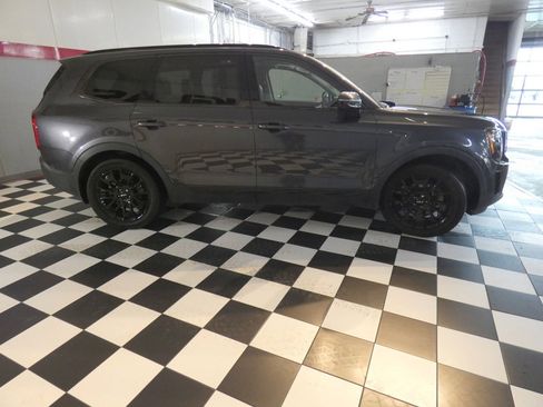 Used 2022 Kia Telluride SX image 4