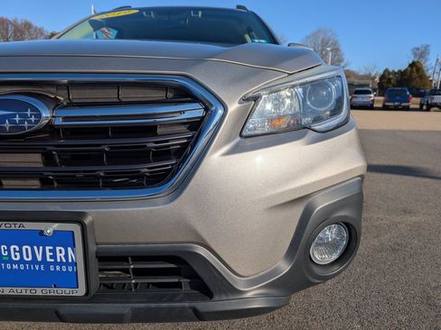 Used 2019 Subaru Outback 2.5i Limited image 10