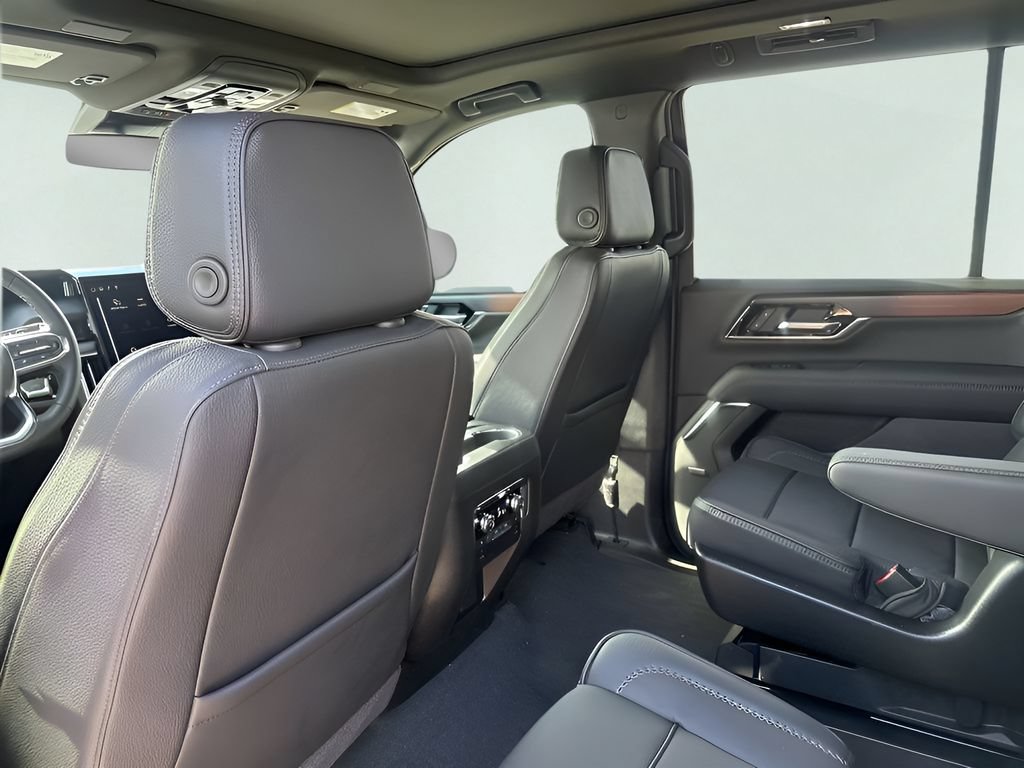 New 2026 GMC Yukon Denali w/ Sun & Power Step Package AWD/4WD image 18
