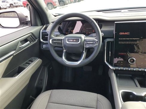 New 2026 GMC Acadia Elevation image 13