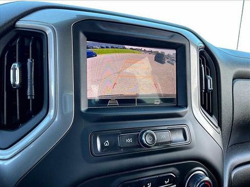 Used 2023 Chevrolet Silverado 1500 Custom AWD/4WD image 26