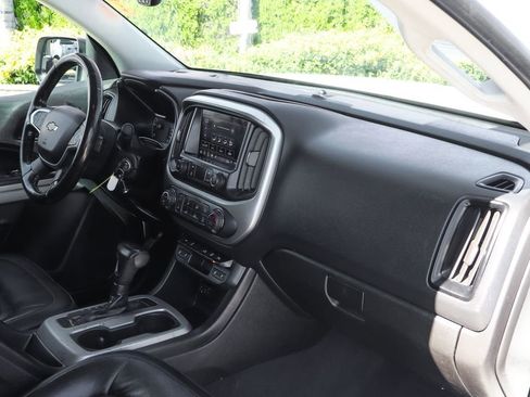 Used 2019 Chevrolet Colorado LT w/ Redline Special Edition image 41