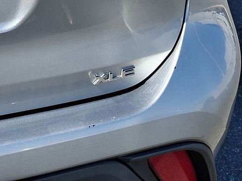 Used 2024 Toyota Highlander XLE image 36