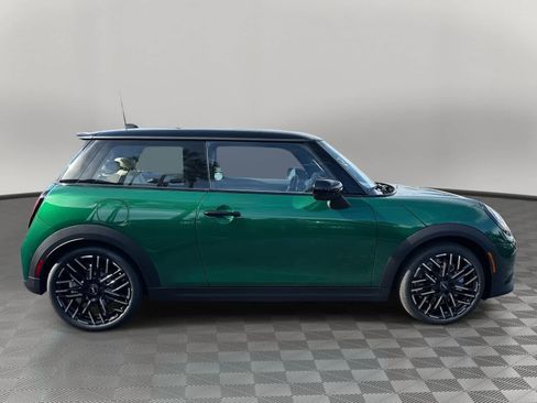 New 2026 MINI Cooper S image 2