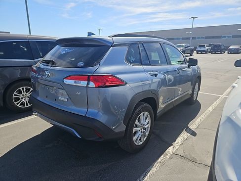 Used 2023 Toyota Corolla Cross LE w/ Moonroof Package image 3