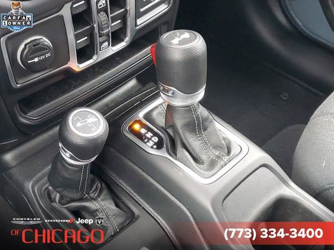 Certified 2025 Jeep Wrangler Unlimited Sahara AWD/4WD image 33