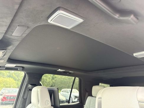 New 2026 Cadillac Escalade Platinum Sport w/ LPO, ONYX Package AWD/4WD image 34