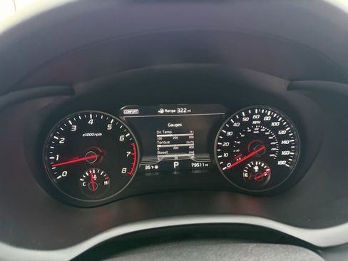 Used 2018 Kia Stinger GT2 image 26