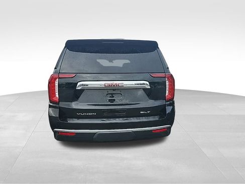 Used 2021 GMC Yukon XL SLT image 12