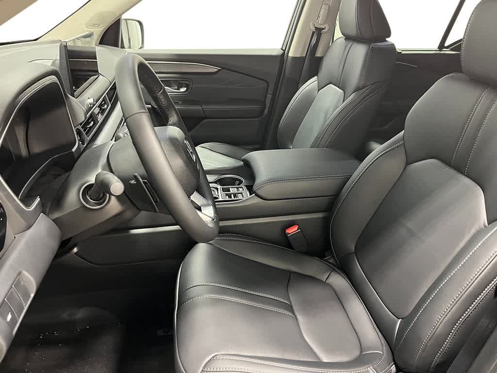 New 2026 Honda Pilot Touring image 8