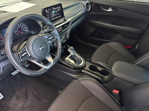 Certified 2020 Kia Forte GT-Line w/ GT-Line Premium Package FWD image 10